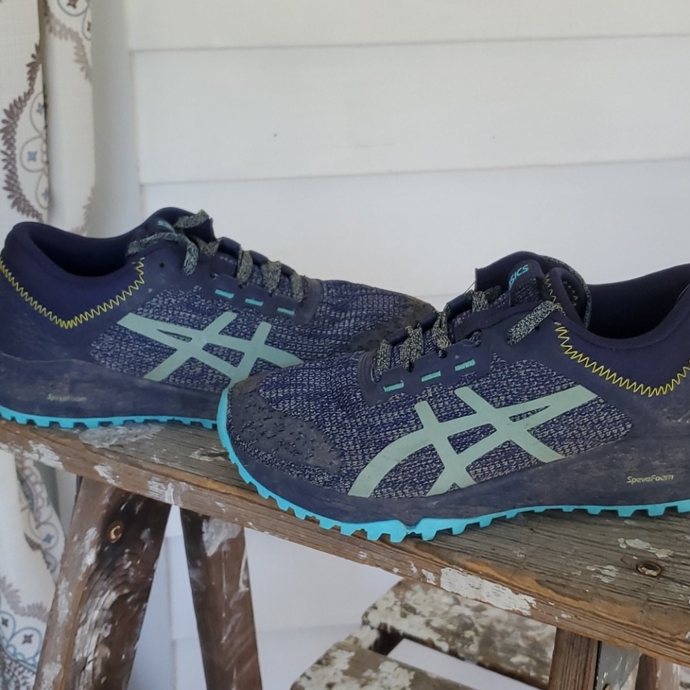 ASICS Trail Runners - Picture 4 of 7